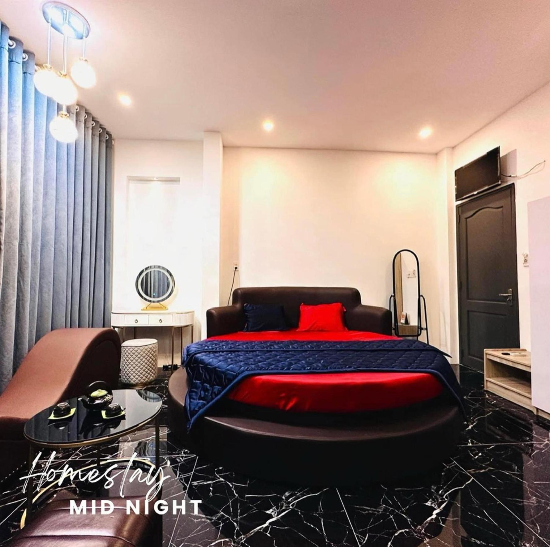 Mid Night Hotel Can Tho Exterior photo